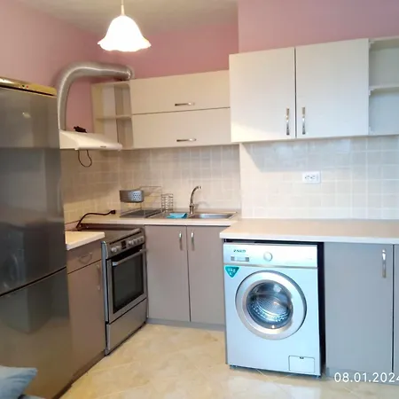 In 2 Apartment *