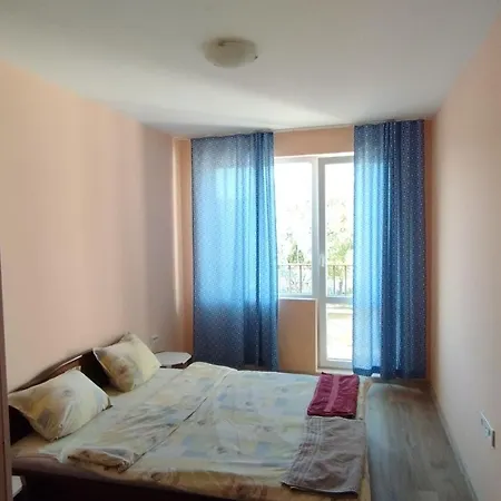 Apartment In 2 *