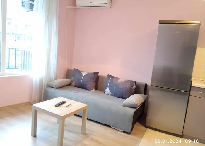 Apartment In 2 Varna